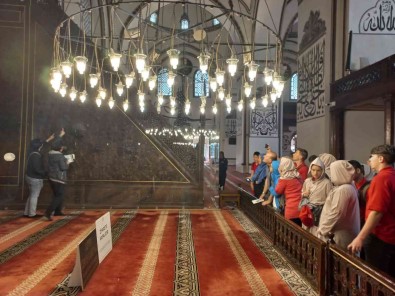 Slovakyali Ögrenciler Bursa'ya Hayran Kaldi