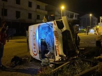 Vakaya Giden Ambulans Kaza Yapti Açiklamasi 3 Yarali