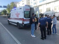 Bilecik'te 2 Motosikletin Çarpistigi Kazada 1 Kisi Yaralandi