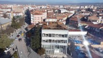Meydan Projesi Için Halkbank Binasinin Yikimina Onay Verildi