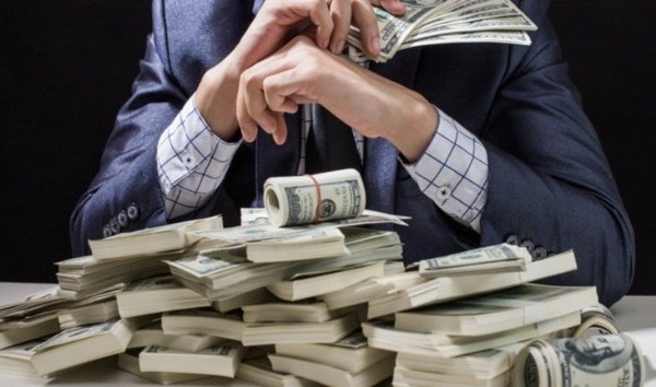 Dünya bunu konuşuyor: Servetleri her iki günde 1 milyar dolar artıyor! 'Acıdan Kar Elde Etmek'