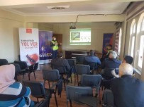 Jandarmadan Sürücü Adaylarina Trafik Egitimi