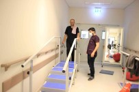 Omurgada Gelisen Kirik Nedeniyle Yürüyemiyordu, Fizik Tedavi Ile Yeniden Yürümeye Basladi