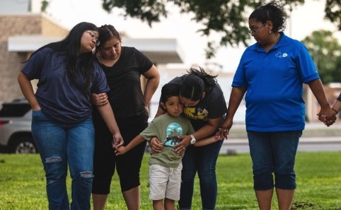 ABD'deki katliamda etkisiz kalan polise tepki!