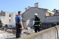 Çati Yangini Korkuttu