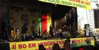 CHP ve HDP el ele Aynur Doğan konserinde!