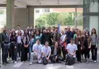 500 Ögrenci Festivalde Bulustu