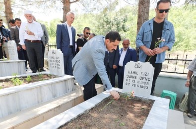 Solingen Katliaminin 29. Yilinda Kurbanlar Anildi