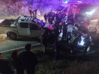 Manisa'da Trafik Kazasi Açiklamasi 2'Si Çocuk 5 Yarali