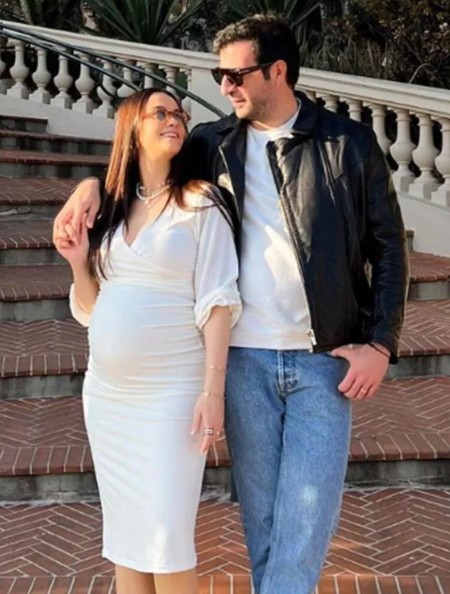 Hande Soral anne oldu!