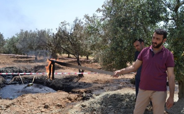 Bir köyü sevince boğan iddia! Su kuyusundan petrol fışkırdı!
