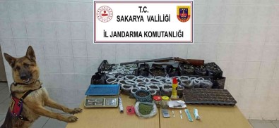 Ev Degil, Uyusturucu Imalathanesi