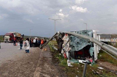 Gaziantep'te Yolcu Otobüsü Ile Tir Çarpisti Açiklamasi 14 Yarali
