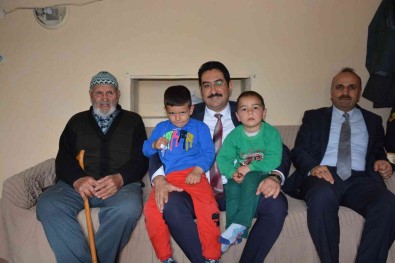 Kaymakam Yildirim Sehit Ailelerini Unutmadi