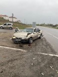 Sivas'ta Iki Otomobil Çarpisti Açiklamasi 5 Yarali Haberi