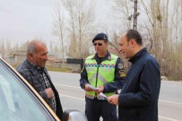 Baskale'de 'Yayalar Için 5 Adimda Güvenli Trafik' Uygulamasi Haberi