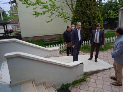 Saglik Müdürü Yilmaz'in Ilçe Ziyaretleri Devam Ediyor