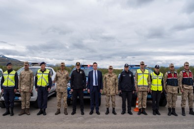 'Yayalar Için 5 Adimda Güvenli Trafik' Uygulamasiyla Sürücü Ve Yayalari Bilgilendirdi