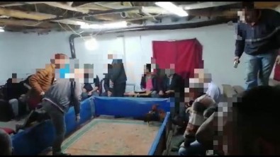 Cinayetten Aranan Sahis Horoz Dövüstürürken Yakalandi