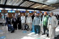 2 yıl aradan sonra Umre ziyaretleri başladı! İlk kafile kutsal topraklara yola çıktı!