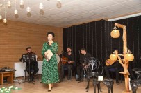 Baskale'de 'Her Anne Bir Siirdir' Temali Siir Ve Müzik Programi Düzenledi Haberi
