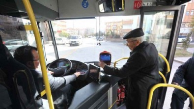 CHP'li İBB 65 yaş üzeri vatandaşlar için ödenen ücretin üstüne yatmış!