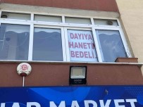 Büyükçekmece'de Evin Caminda Sasirtan Pankart