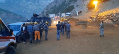 Hakkari'de Göçükte Mahsur Kalan Madenci Kurtarildi