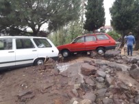 Manisa'da Bir Ilçeyi Sel Vurdu