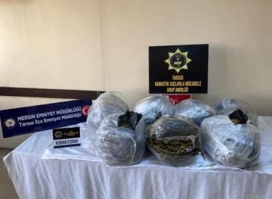 Mersin'de Hayvan Kemiklerinin Arasinda Uyusturucu Ele Geçirildi