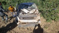 Siirt'te Araç Uçuruma Yuvarlandi Açiklamasi 2 Yarali