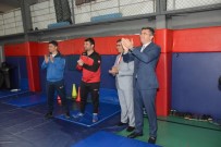 Vali Memis, Minik Güresçileri Yalniz Birakmadi