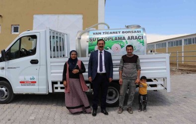 VANTB Baskani Süer Ile Çiftçilerin Yüzü Gülüyor