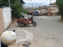 Köy Içinde Iki Motosiklet Çarpisti Açiklamasi 2 Yarali Haberi
