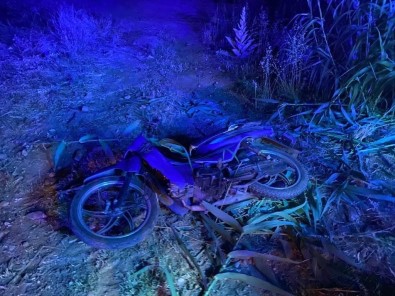 Turgutlu'da Alkollü Motosiklet Sürücüsü Kaza Yapti Açiklamasi 2 Yarali