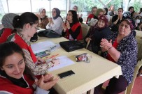 Genç Gönüllüler Kizilayin 154. Yildönümünü Yaslilarla Birlikte Kutladilar