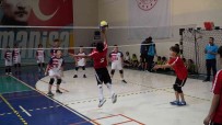 Manisa'da 'Mini Voleybol' Coskusu