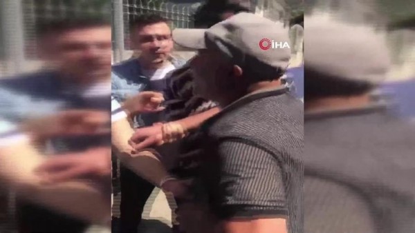 İstanbul'da iğrenç olay: Fotoğraflarımı niye çekiyorsun diye bağırınca bakın ne yaptı!
