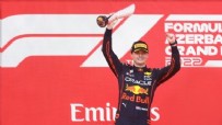 Formula 1 Azerbaycan Grand Prix'sini Verstappen kazandı!