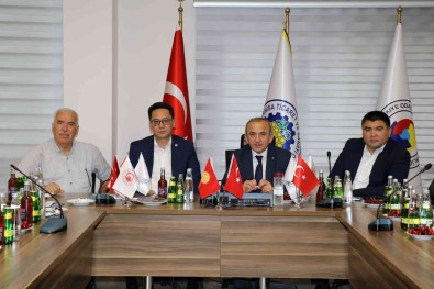 Manisa TSO'da Kirgizistan'a Yatirim Imkanlari Konusuldu