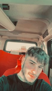 Rize'de Derede Bogulma Tehlikesi Geçiren Genç Hastanede Hayatini Kaybetti