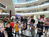 Sariyer'de Karne  Tatili  Öncesi Çocuklar  'Kral Sakir' Ile Eglendi