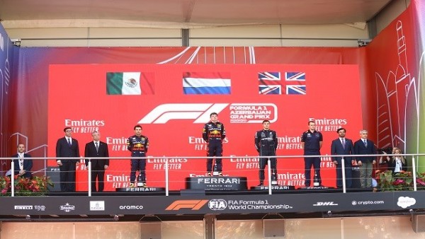 Formula 1 Azerbaycan Grand Prix'sini Verstappen kazandı!