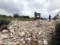 Akdeniz Belediyesi Fen Isleri Ekipleri Yogun Mesaide