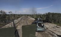 Rus Ordusu Severodonetsk'e Giden Tüm Köprüleri Yikti