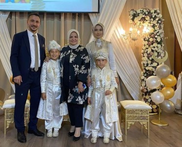 Sengüloglu Ailesinin Mutlu Günü