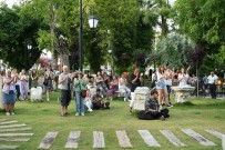 Türkiye'nin Ilk 'Tematik Sokak Festivali' 7'Den 70'E Ilgi Odagi Oldu