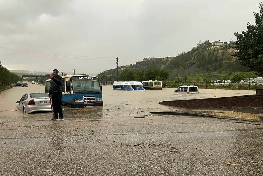 Ankara'da selin bilançosu ağırlaşıyor! 3 kişi öldü, 1 kişi kayıp!