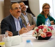 AK Parti Izmir, Vefa Bulusmalarinin 5'Incisini Yapti