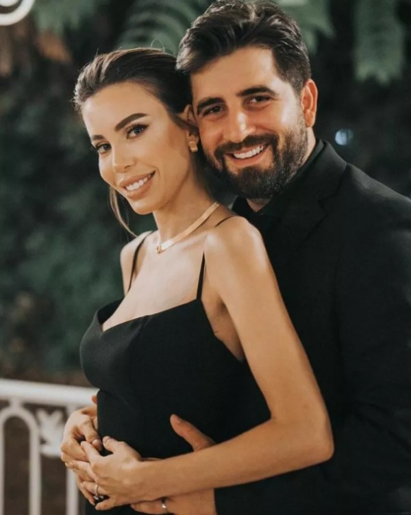 Bilal Hancı ile Esin Çepni boşanıyor!